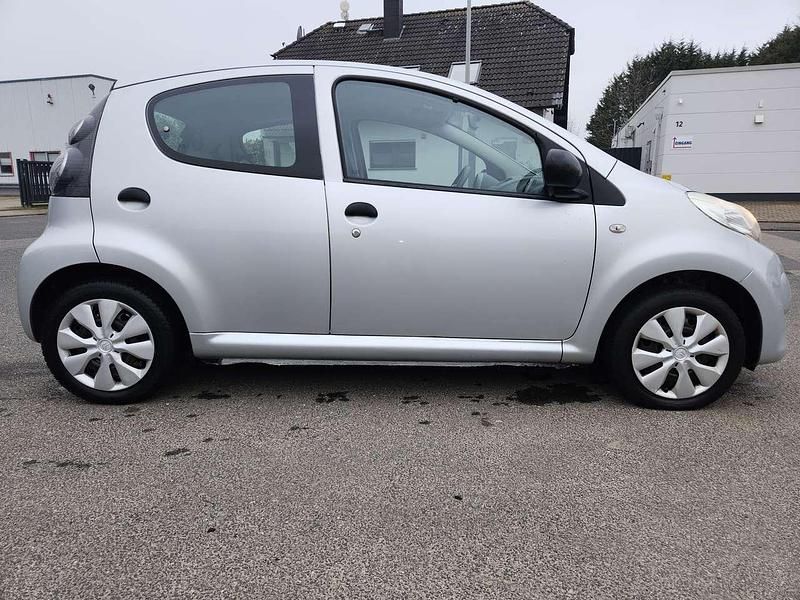 Gebraucht Citroën C1 Advance 68 PS (50 kW) 2011 Silver grey 1e7 Kleinwagen