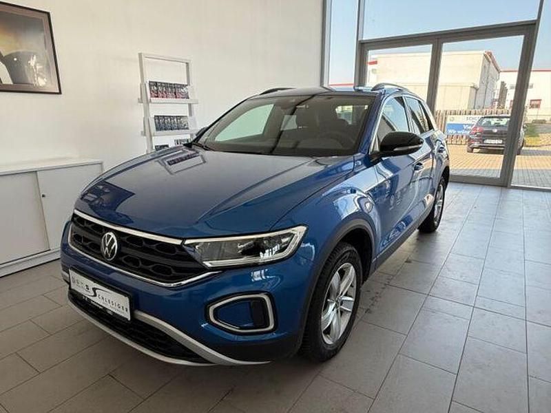 Gebraucht VW T-Roc 150 PS (110 kW) 2025 Blau SUV