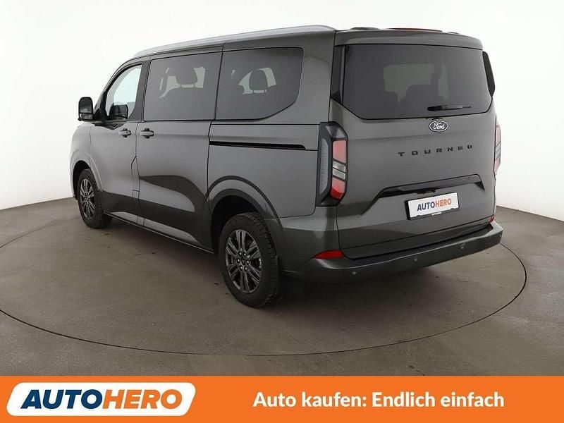 Gebraucht Ford Tourneo Titanium 150 PS (110 kW) 2025 Grau Van / Kleinbus