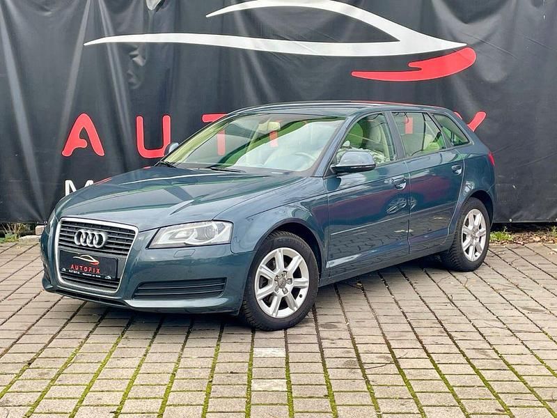 Grau Gebraucht 2009 Audi A3 Ambiente Limousine | 8.690 € (Teuer) - Bild 1/4