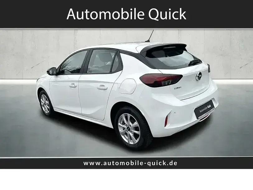 Używany Opel Corsa Elegance 101 KM (74 kW) 2023 Biały Hatchback