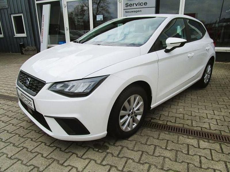 Weiß Gebraucht 2021 Seat Ibiza Style Limousine | 11.575 € (Fairer Preis) - Bild 1/4