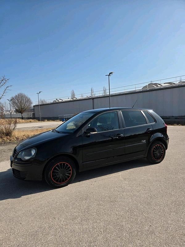Gebraucht VW Polo 60 PS (44 kW) 2009 Schwarz Kleinwagen
