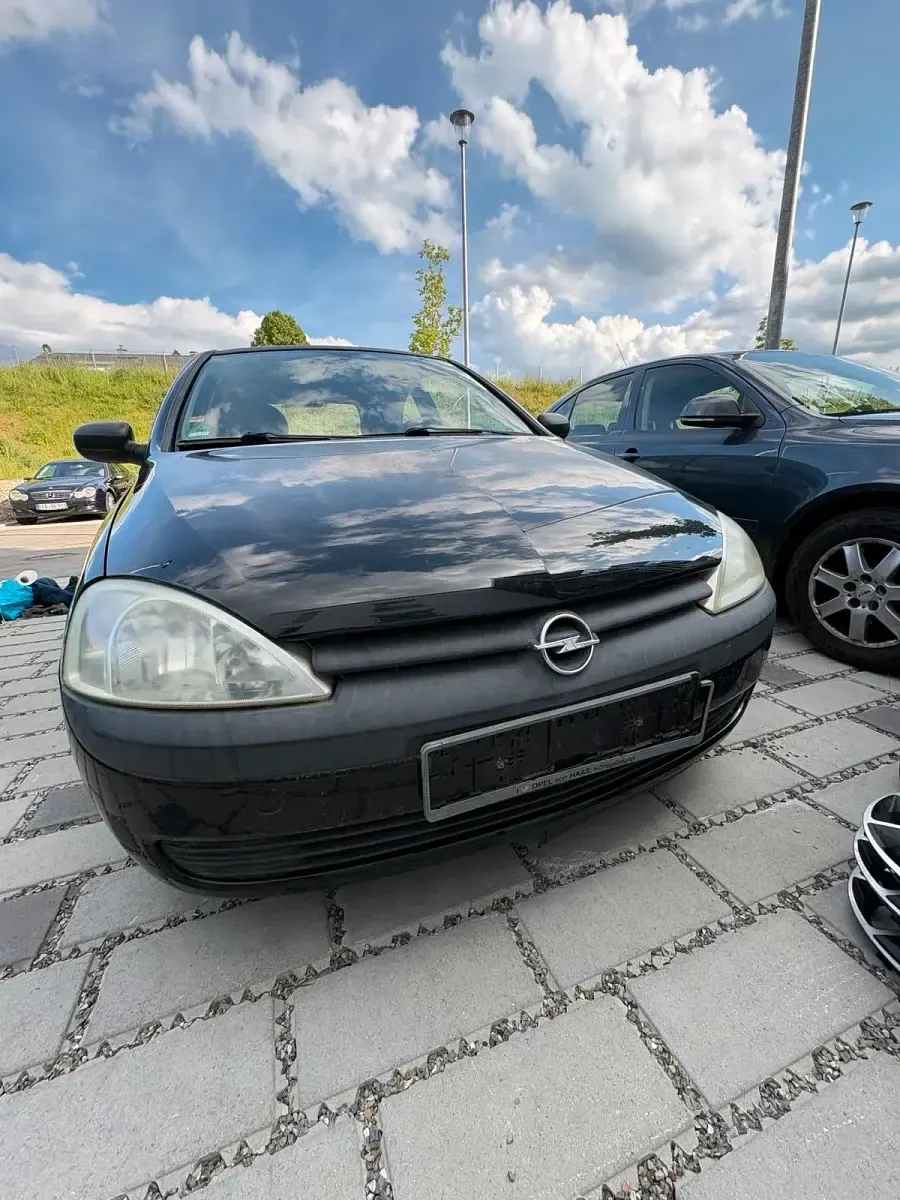 Gebraucht Opel Corsa 58 PS (42 kW) 2002 Schwarz Kleinwagen