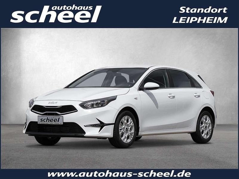 Gebraucht Kia Ceed Vision 101 PS (74 kW) 2025 Weiß Kleinwagen