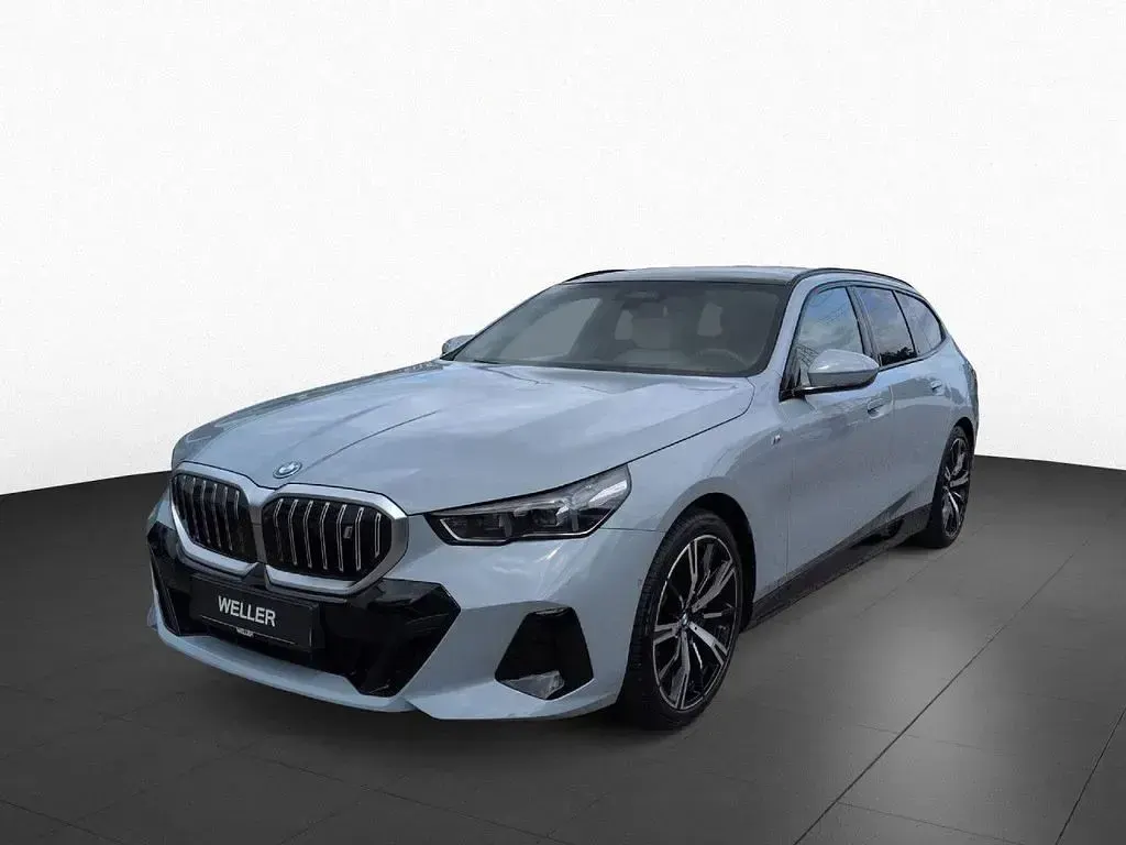 Gebraucht BMW i5 Comfort Edition 289 kW (394 PS) 2025 Brooklyn grau (grau) Kombi