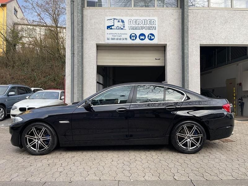 Schwarz Gebraucht 2013 BMW 520 Limousine | 11.500 € (Fairer Preis) - Bild 1/4