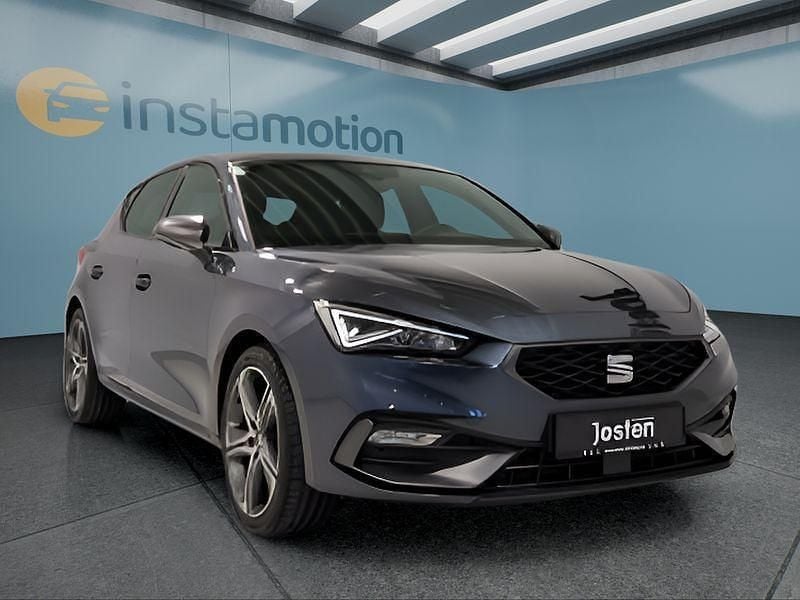 Grau Gebraucht 2022 Seat Leon FR Kleinwagen | 29.749 € - Bild 1/4