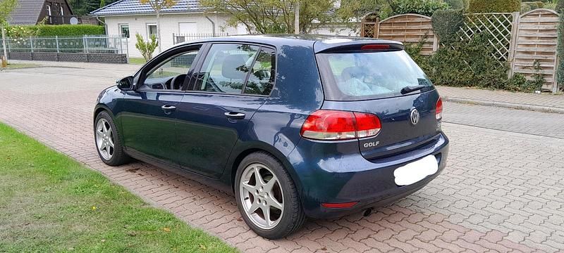 Blau Gebraucht 2011 VW Golf VI Limousine | 5.500 € (Fairer Preis) - Bild 1/4