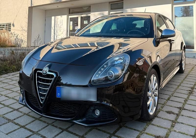 Gebraucht Alfa Romeo Giulietta Turismo 170 PS (125 kW) 2012 Schwarz Kleinwagen