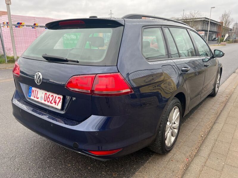 Gebraucht VW Golf VII Comfortline 110 PS (80 kW) 2014 Blau Kombi