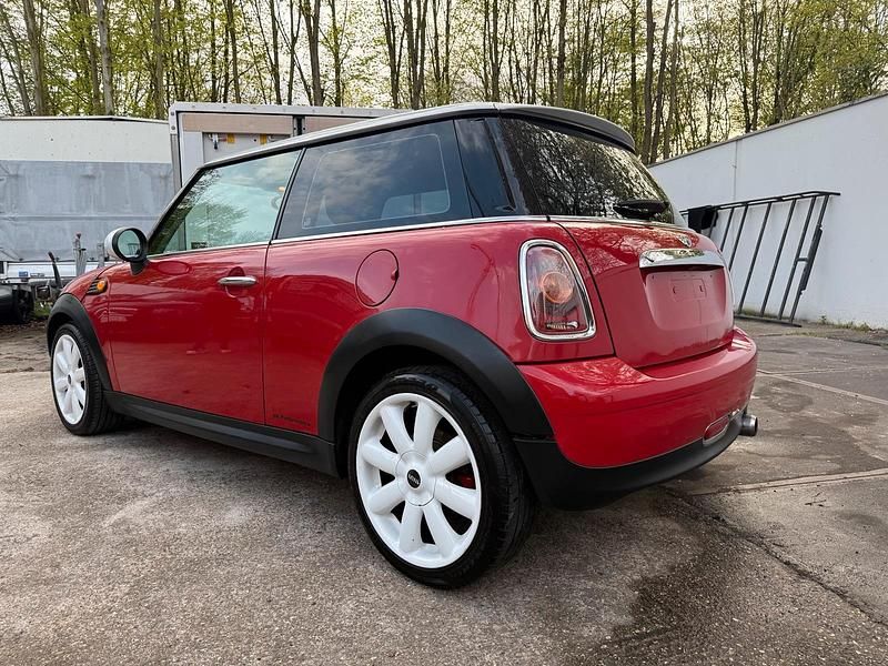 Usata Mini Cooper 90 CV (66 kW) 2008 Rosso Utilitaria