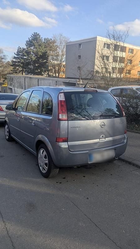 Gebraucht Opel Meriva 101 PS (74 kW) 2005 Silber Van / Kleinbus