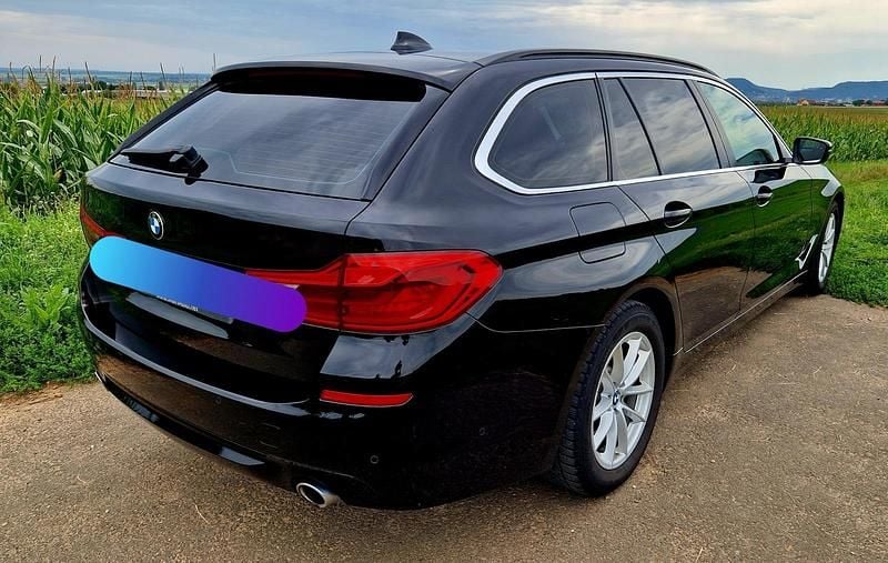 Gebraucht BMW 520 190 PS (139 kW) 2018 Schwarz Kombi
