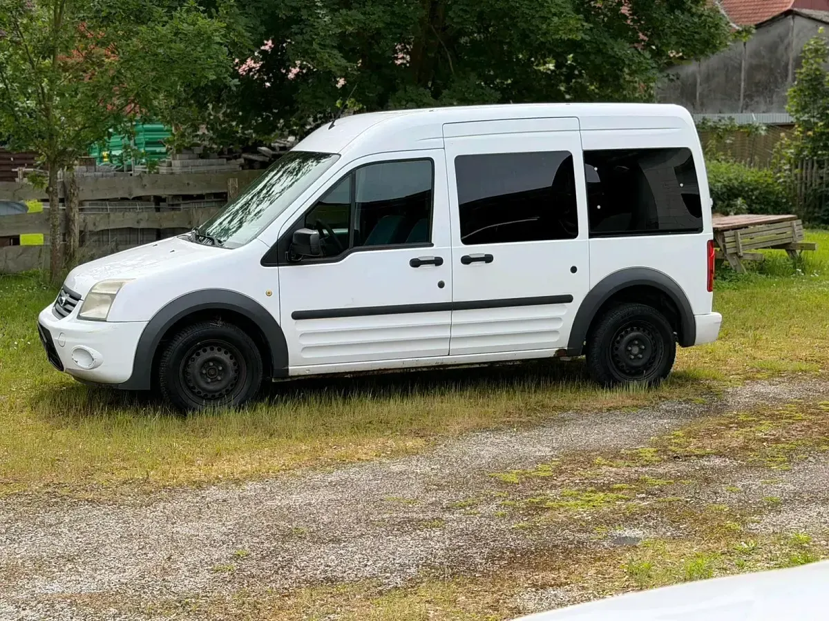 Gebraucht Ford Transit Tourneo 90 PS (66 kW) 2010 Weiß Kombi
