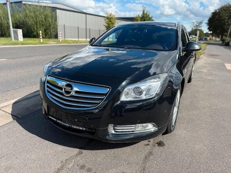 Schwarz Gebraucht 2012 Opel Insignia OPC Kombi | 4.490 € (Fairer Preis) - Bild 1/4