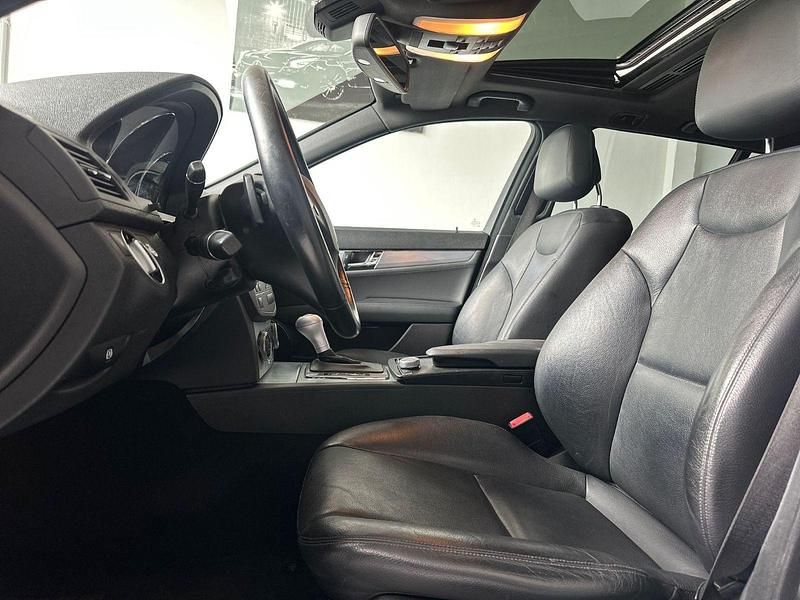 Gebraucht Mercedes C220 AMG line 170 PS (125 kW) 2011 Grau Kombi