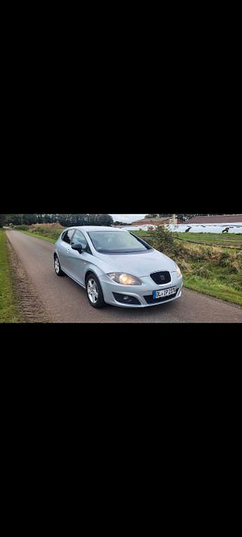 Gebraucht Seat Leon 105 PS (77 kW) 2011 Blau Kleinwagen