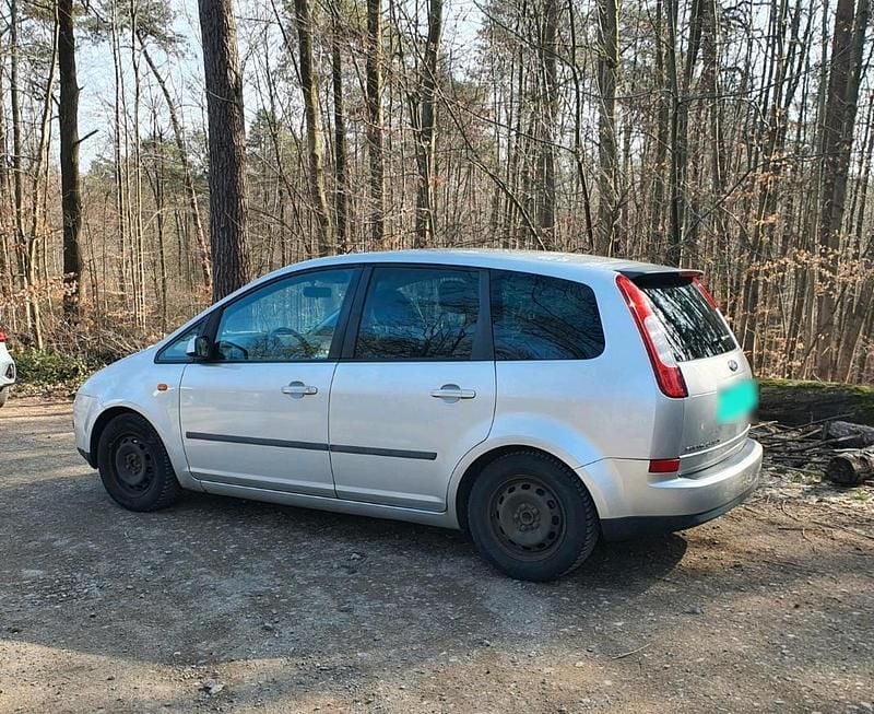 Second-hand Ford Focus 101 CP (74 kW) 2004 Argintiu Break