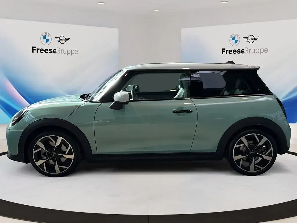 Gebraucht Mini Cooper S 204 PS (150 kW) 2024 Grün Kleinwagen