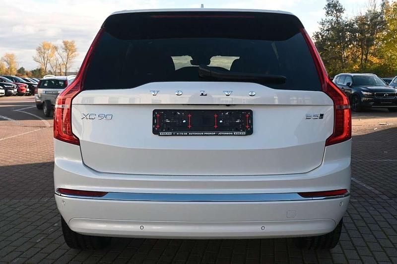 Gebraucht Volvo XC90 Plus 235 PS (172 kW) 2023 Crystal white pearl SUV