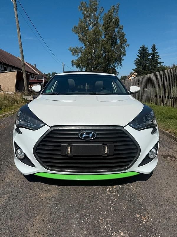 Weiß Gebraucht 2013 Hyundai Veloster Turbo Kleinwagen | 5.200 € - Bild 1/4