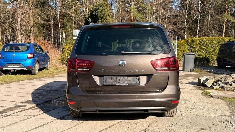 Gebraucht Seat Alhambra XCELLENCE 177 PS (130 kW) 2019 Braun Van / Kleinbus