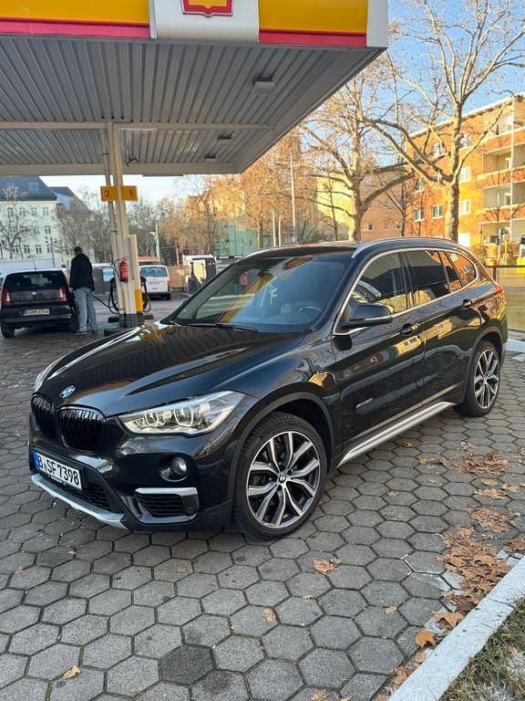 Schwarz Gebraucht 2017 BMW X1 Sport Line SUV | 18.400 € (Fairer Preis) - Bild 1/4