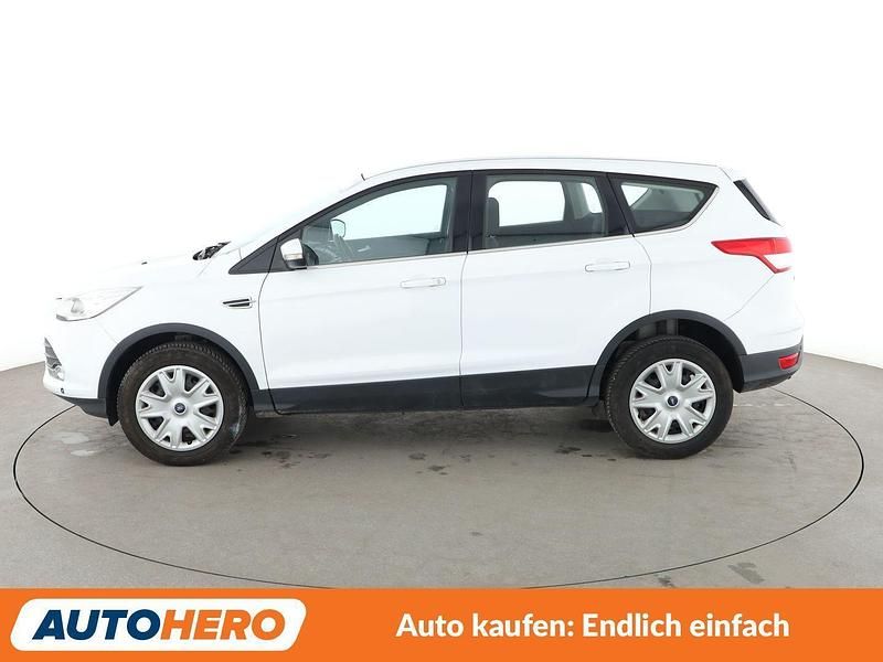 Gebraucht Ford Kuga Trend 120 PS (88 kW) 2016 Weiß SUV