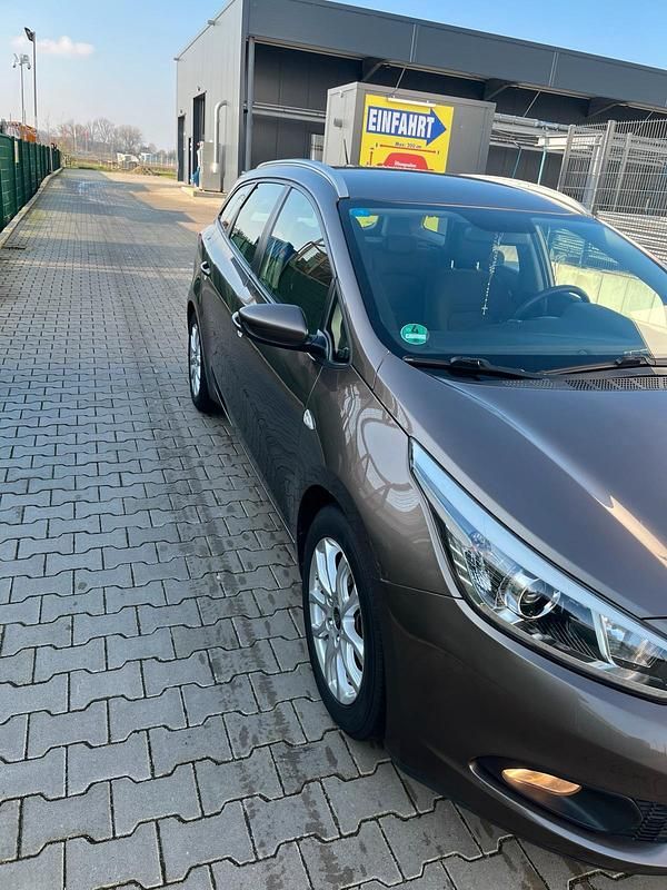 Gebraucht Kia Ceed GT 100 PS (73 kW) 2012 Braun Kombi
