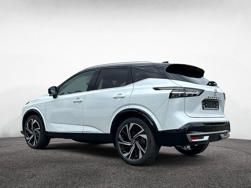 Gebraucht Nissan Qashqai Tekna+ 158 PS (116 kW) 2024 Schwarz SUV