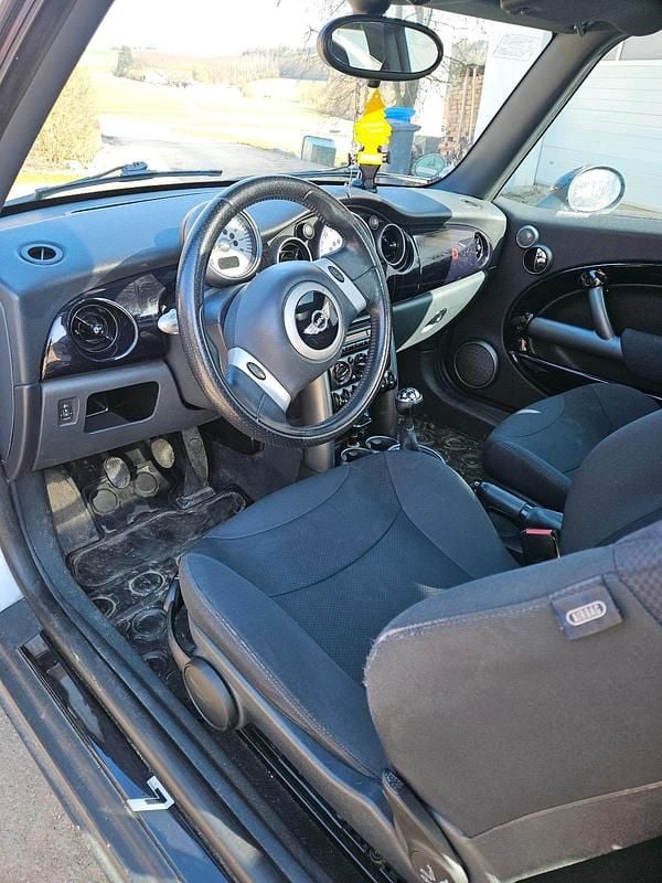 Second-hand Mini Cooper Seven 90 CP (66 kW) 2006 Argintiu Hatchback