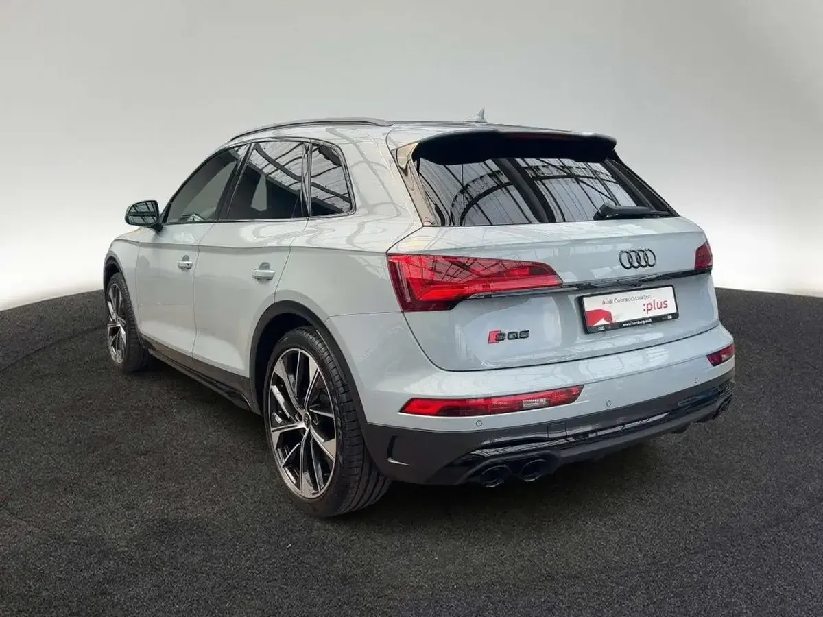 Gebraucht Audi SQ5 Sport 341 PS (250 kW) 2023 Individuallackierungen audi exclusive SUV