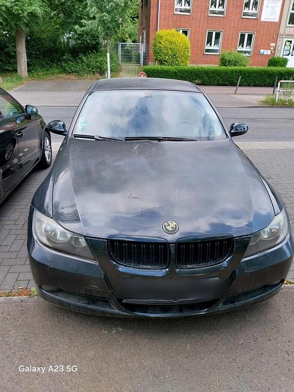 Schwarz Gebraucht 2008 BMW 320 Limousine | 3.500 € (Superpreis) - Bild 1/4