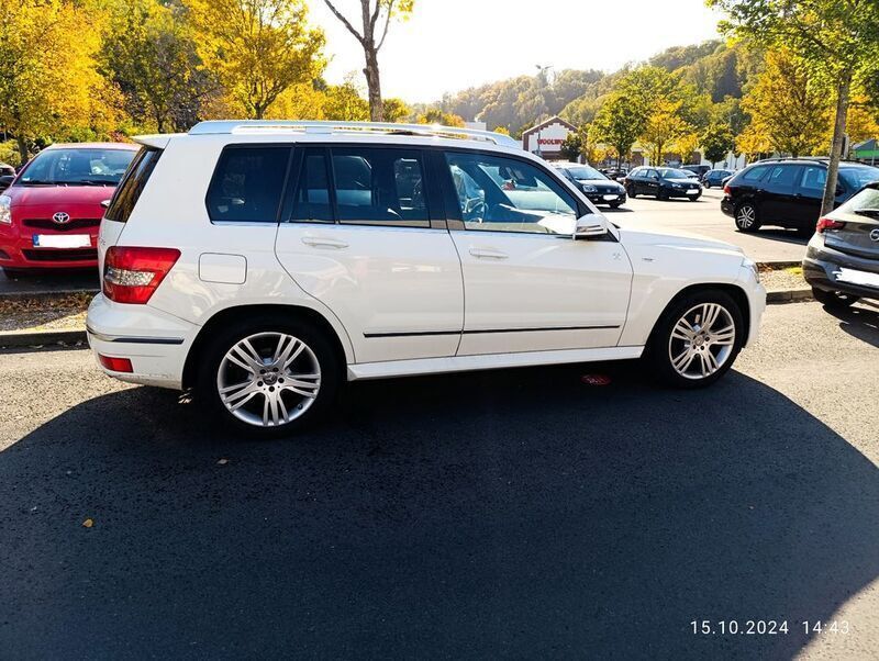 Gebraucht Mercedes GLK220 AMG 170 PS (125 kW) 2009 Weiß SUV