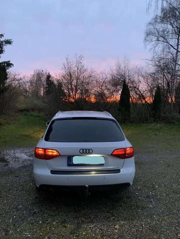 Gebraucht Audi A4 Attraction 120 PS (88 kW) 2008 Weiß Kombi