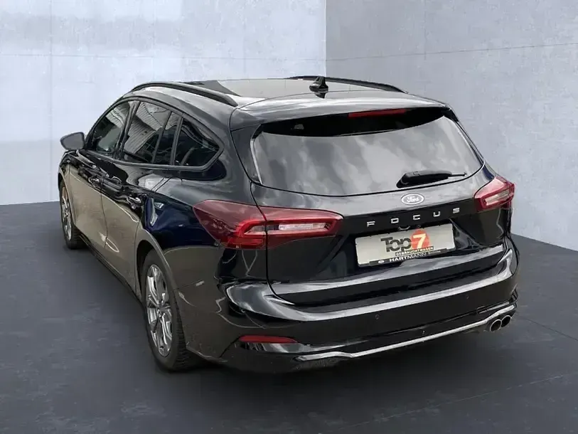 Gebraucht Ford Focus ST-Line X 155 PS (114 kW) 2024 Schwarz Kombi