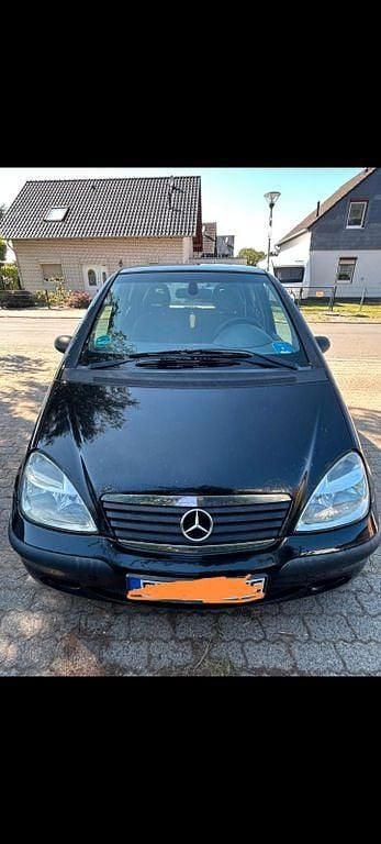 Schwarz Gebraucht 2003 Mercedes A170 Avantgarde Van / Kleinbus | 800 € (Fairer Preis) - Bild 1/4
