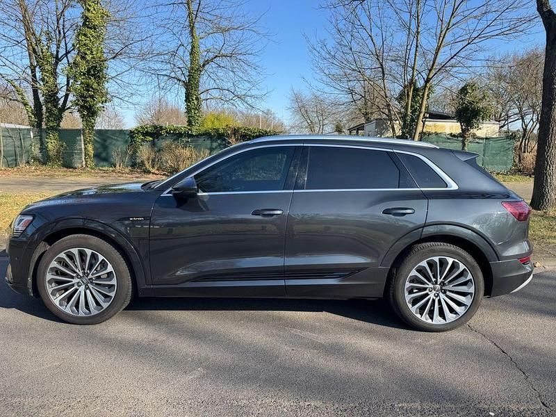 Gebraucht Audi e-tron Advanced 300 kW (408 PS) 2019 Grau SUV