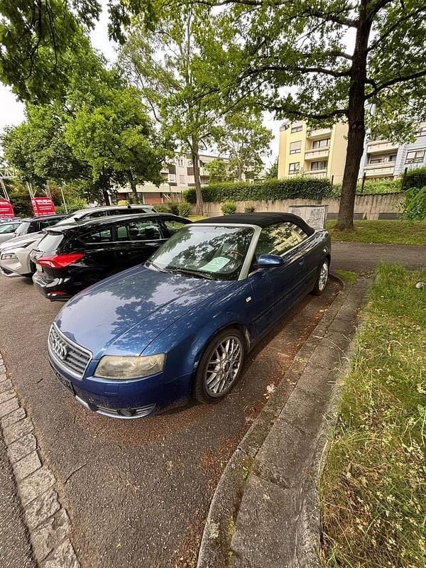 Blau Gebraucht 2005 Audi A4 Cabriolet Cabrio | 1.950 € (Superpreis) - Bild 1/4