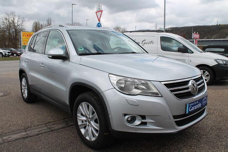 Używany VW Tiguan Team 122 KM (89 kW) 2011 Srebrny SUV