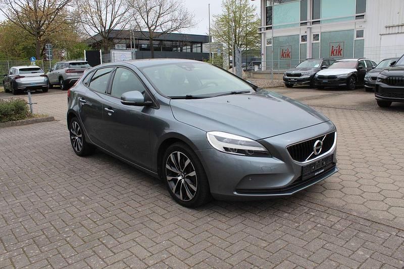 Gebraucht Volvo V40 150 PS (110 kW) 2019 Grau Limousine