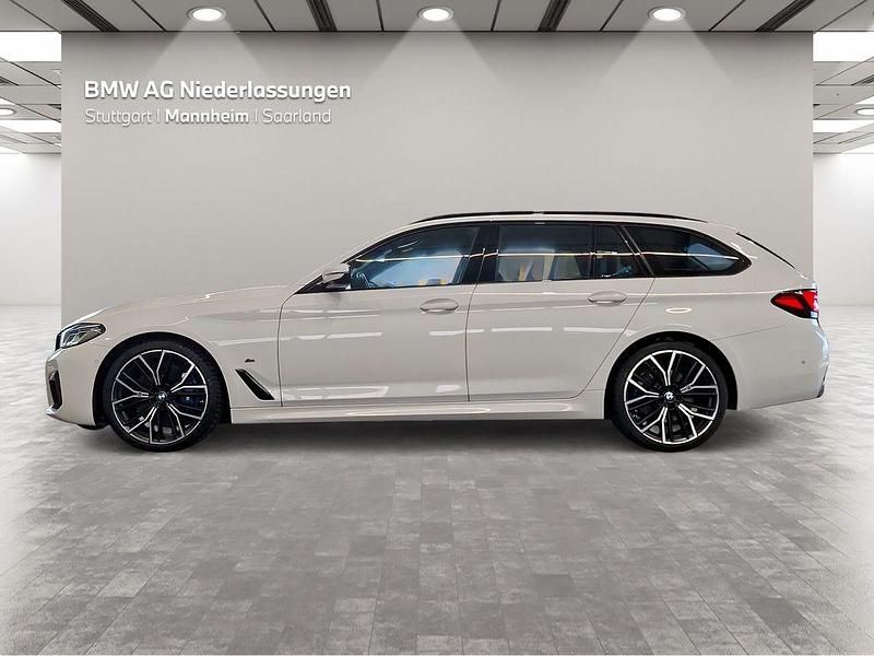 Gebraucht BMW 530 M Sport 286 PS (210 kW) 2021 Weiß Kombi