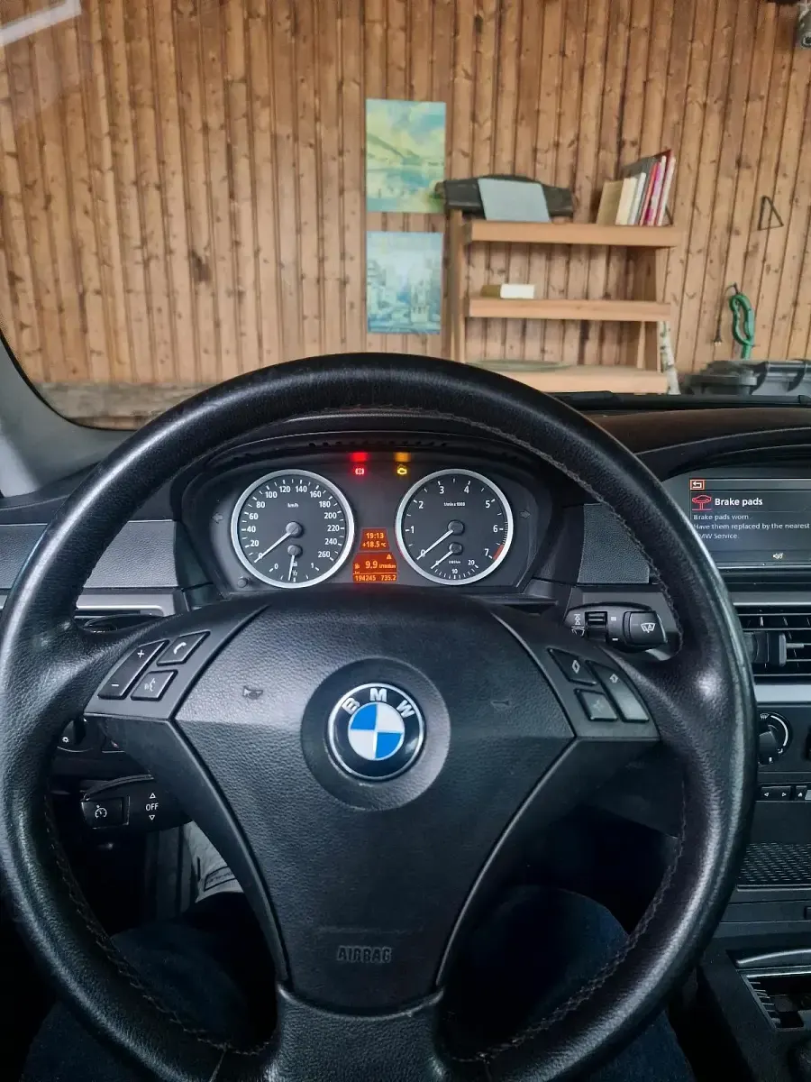 Usata BMW 520 170 CV (125 kW) 2004 Argento Berlina