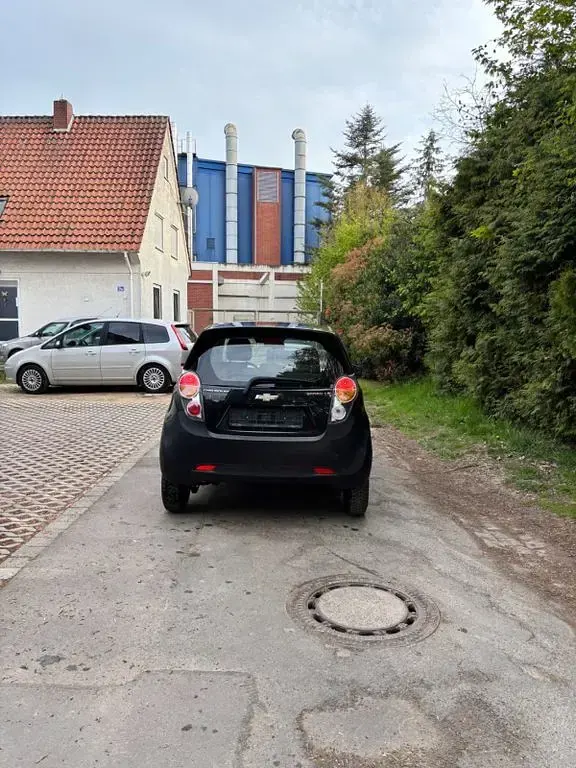 Gebraucht Chevrolet Spark LS 68 PS (50 kW) 2011 Schwarz Kleinwagen