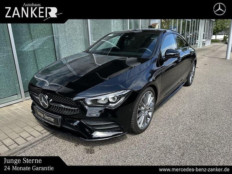 Lack kosmosschwarz Gebraucht 2020 Mercedes CLA250 AMG Limousine | 35.990 € (Teuer) - Bild 1/4