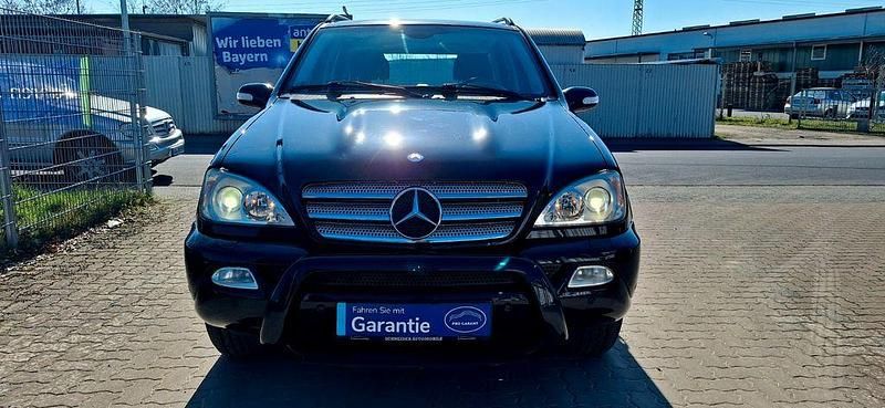 Gebraucht Mercedes ML270 163 PS (119 kW) 2004 Schwarz SUV