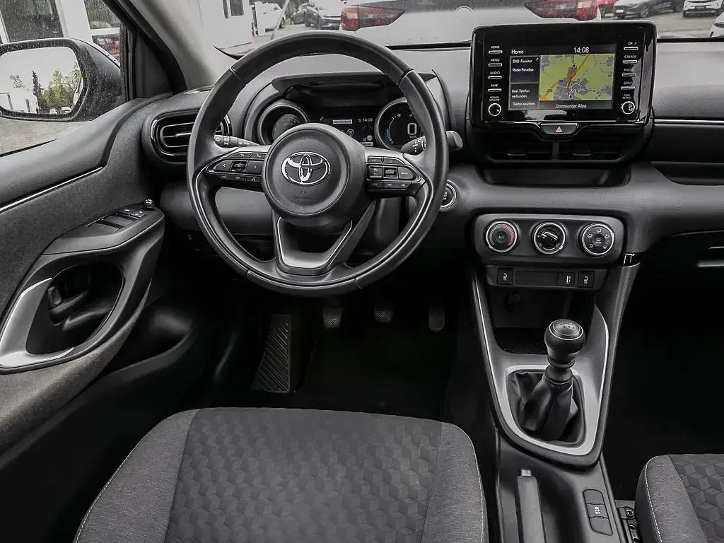 Gebraucht Toyota Yaris Team 125 PS (91 kW) 2021 Blau Kleinwagen
