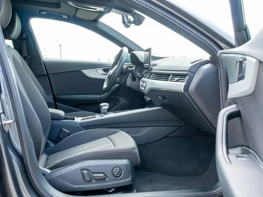 Brugt Audi A4 Ambiente 286 HK (210 kW) 2022 Grå Stationcar