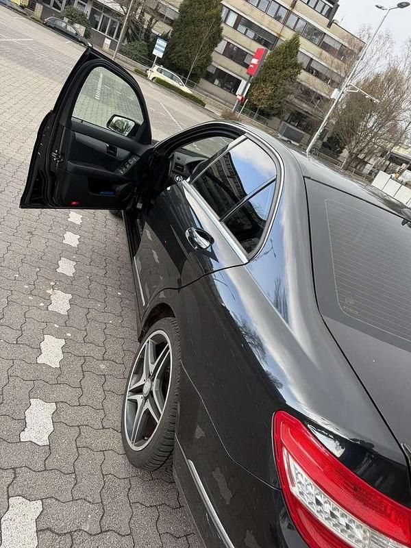 Gebraucht Mercedes C250 204 PS (150 kW) 2011 Limousine